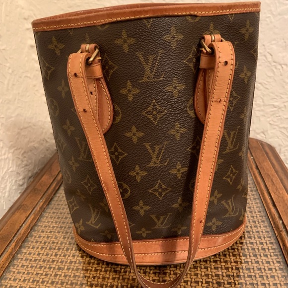 Authentic Louis Vuitton PM Bucket Handbag - Picture 3 of 8